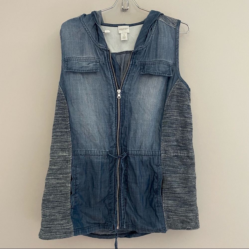 Zenergy by Chico’s hooded vest